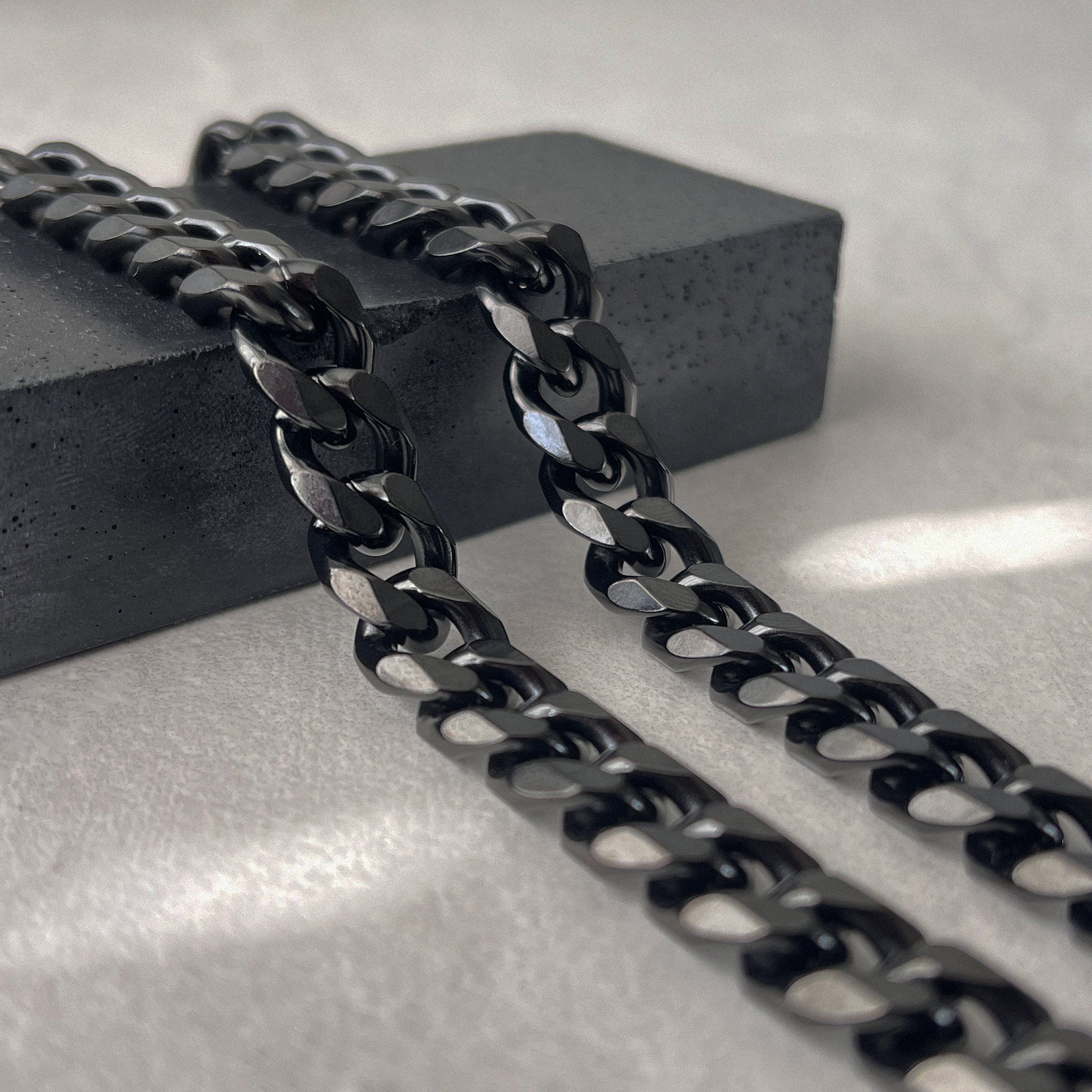 Cuban Chain (10MM)
