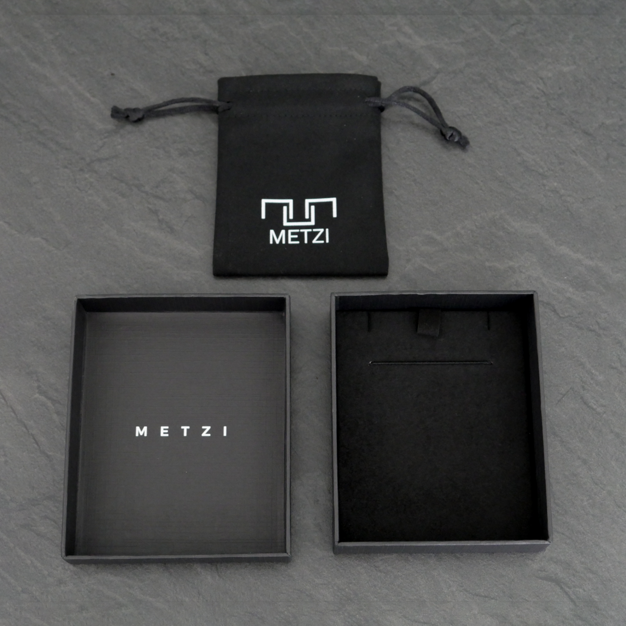 Metzi Gifting Box