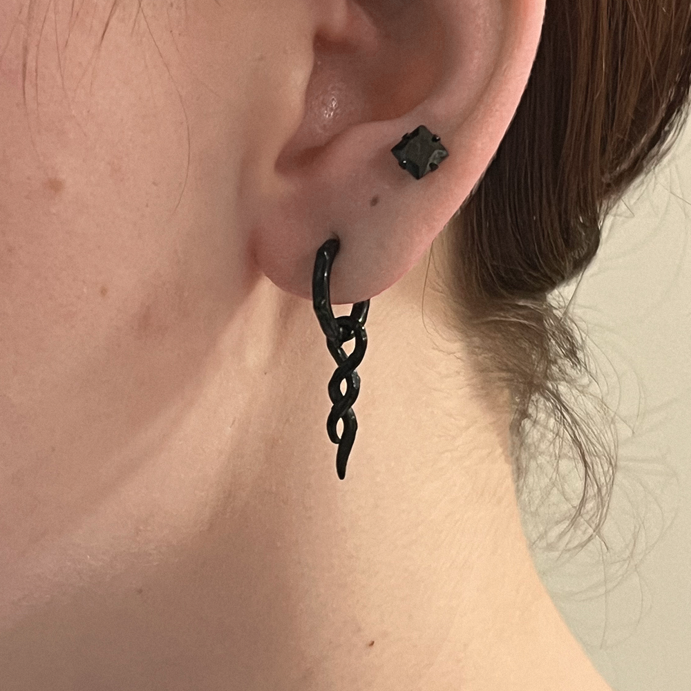 Entwined Twist Earring
