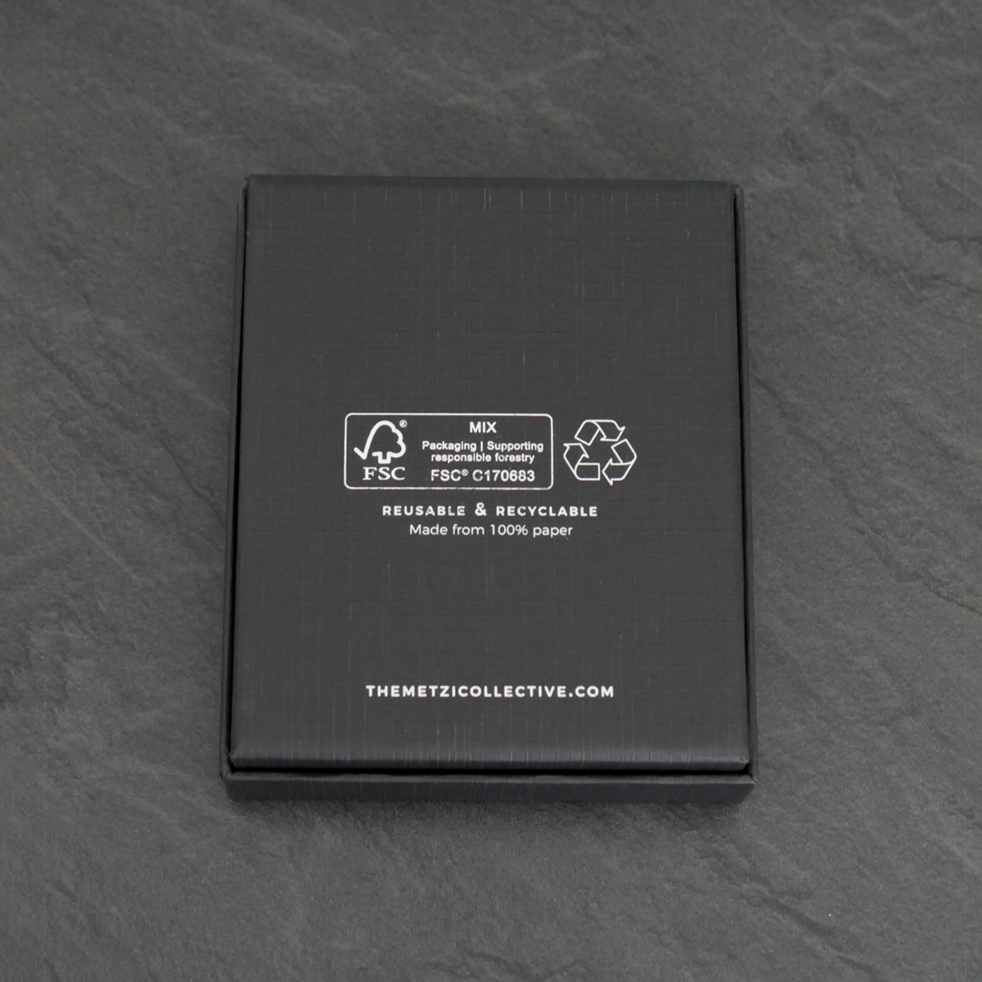 Metzi Gifting Box