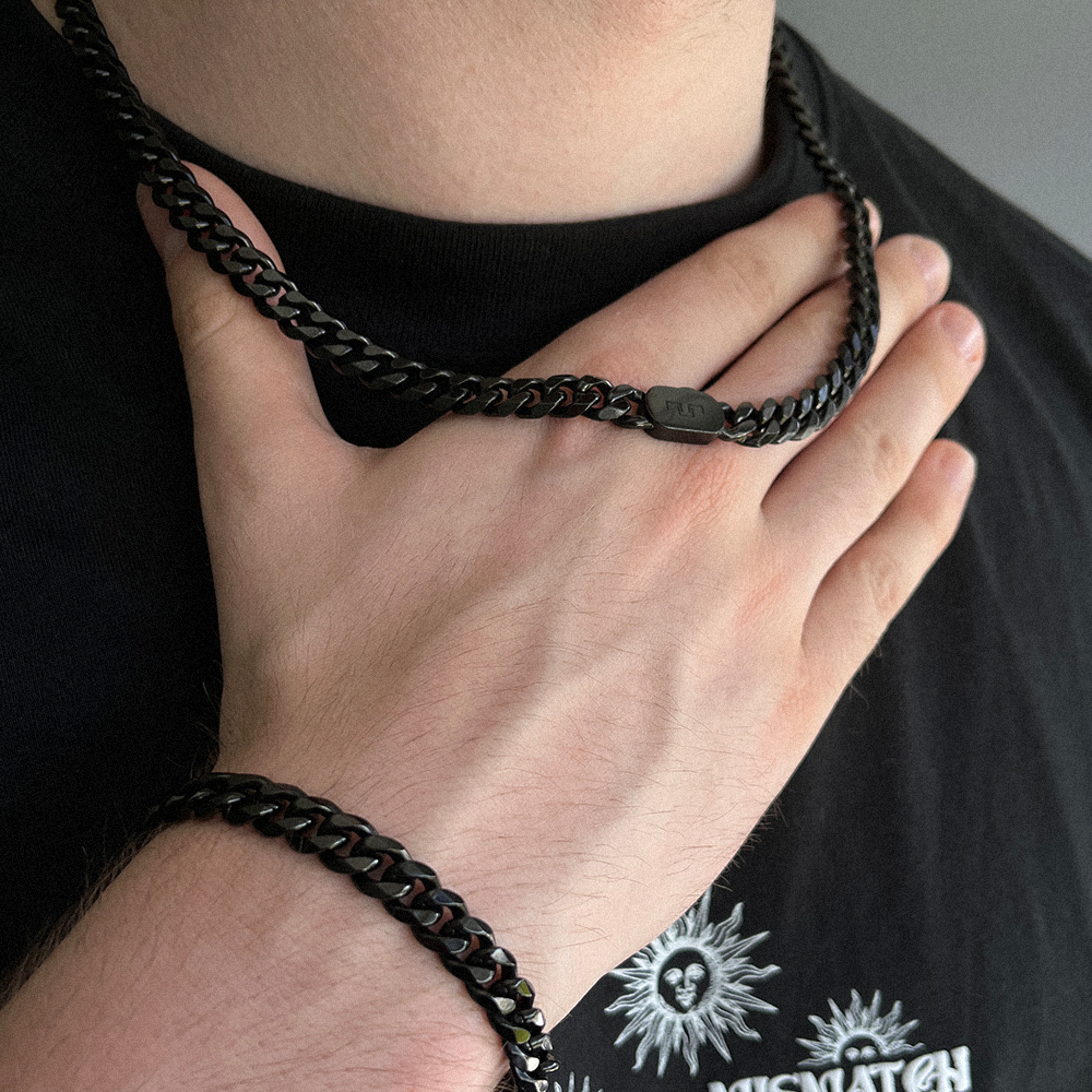 Black Cuban Chain 8mm, modeled clasp