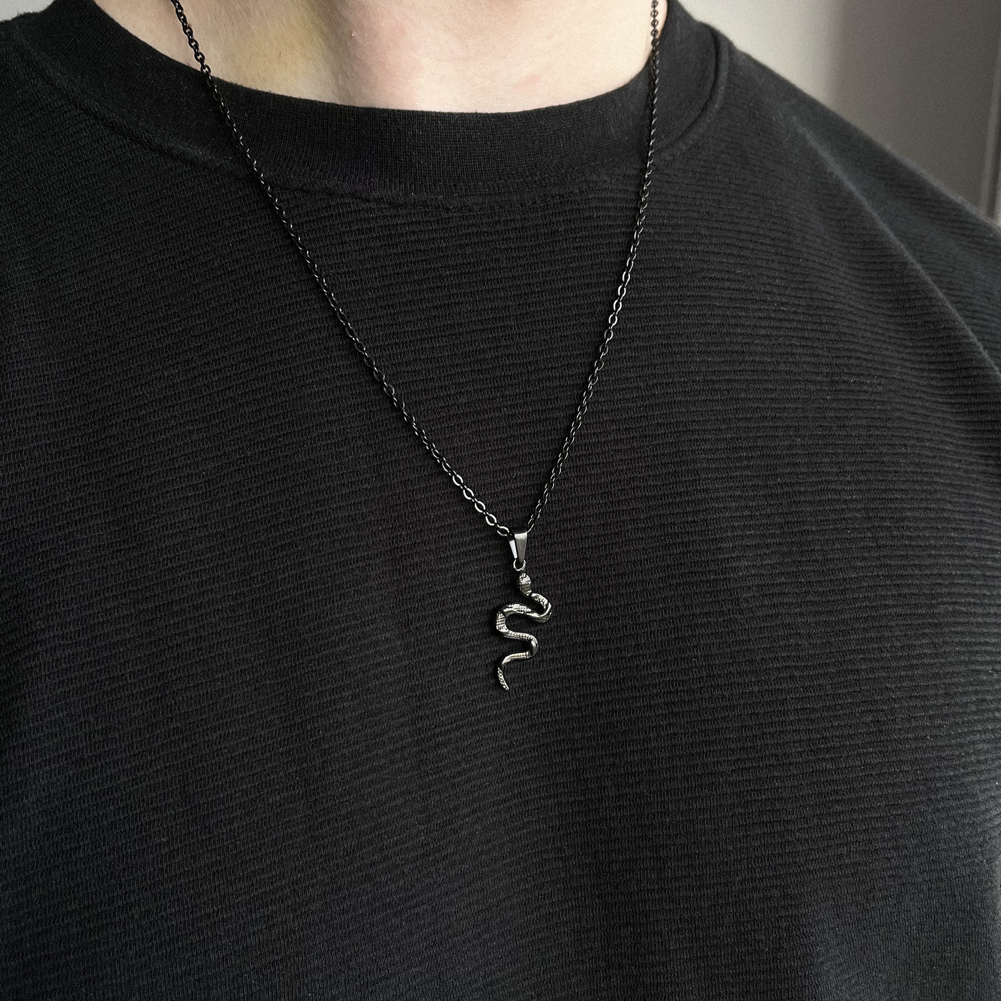 SERPENT PENDANT