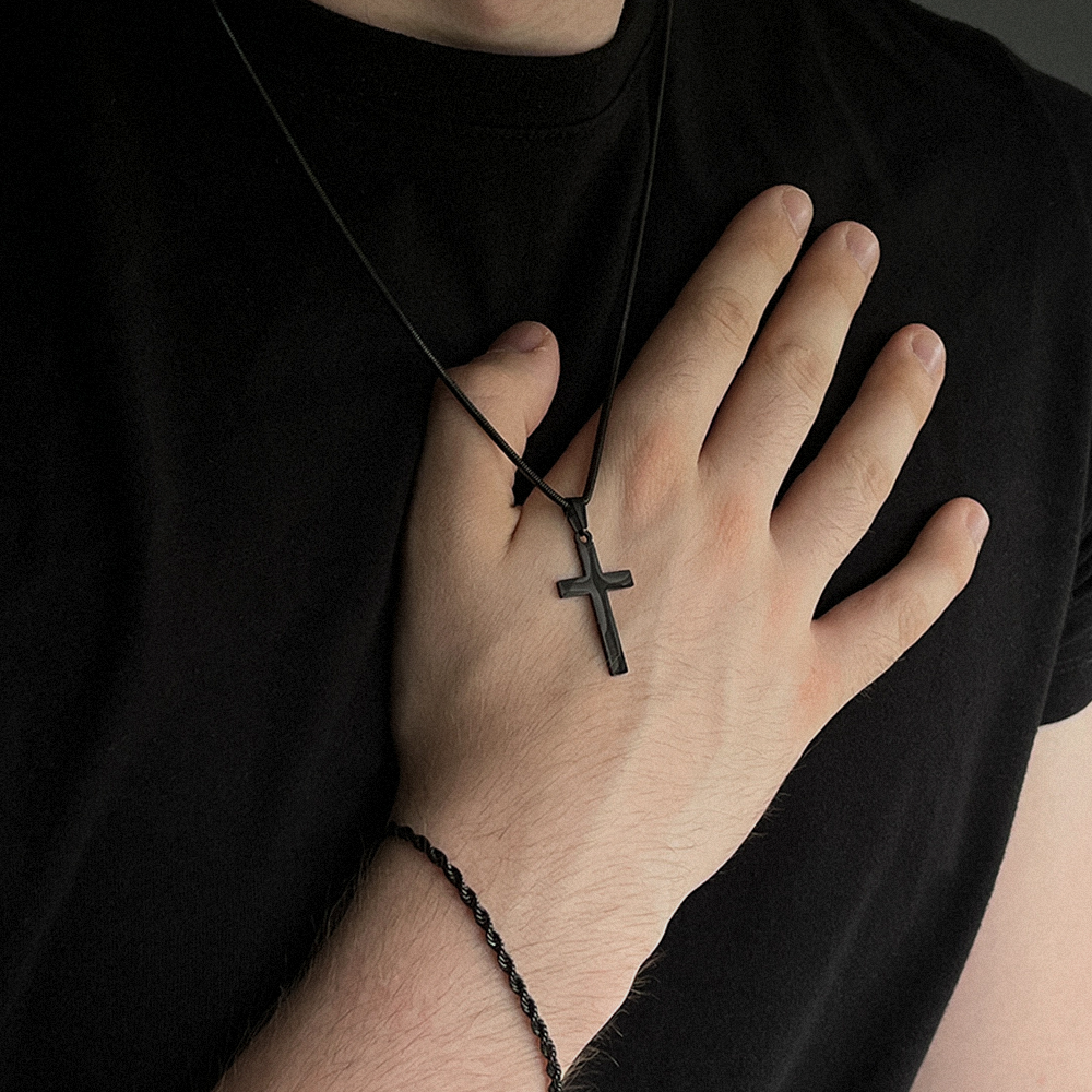 CROSS PENDANT