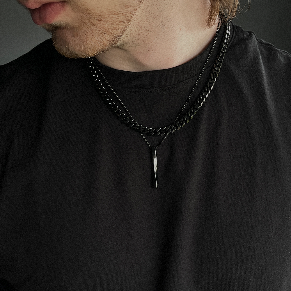 Black Twisted Bar Pendant, Modeled